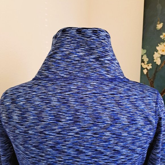 Layer 8 Women Activewear Tops Blue Print Color Size M Preowned Good Condition - Picture 7 of 9